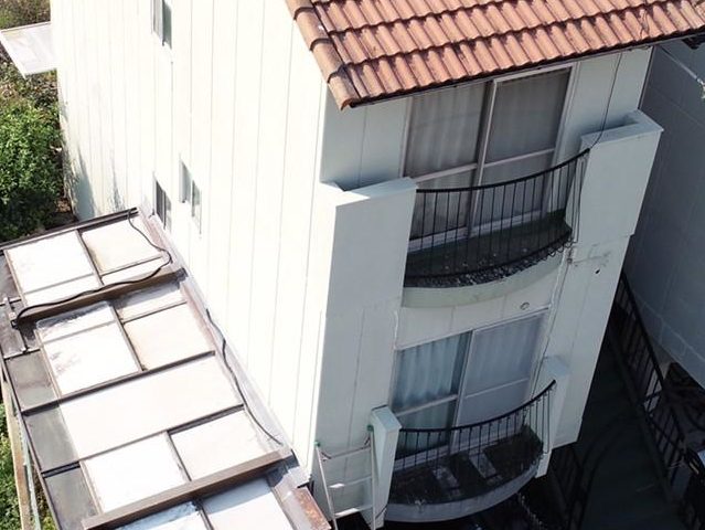 明石市の外壁塗装を実施した3階建て